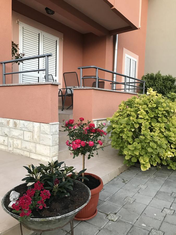 Apartments Juran Sukošan Dış mekan fotoğraf